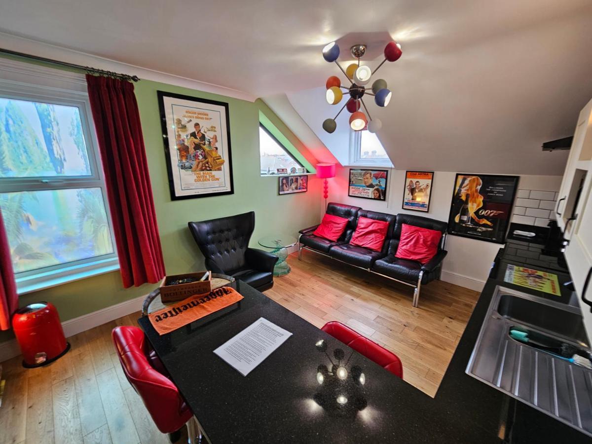 Apartamento Southsea Royale Bond 3 Bed Cool Penthouse, Seafront Parking